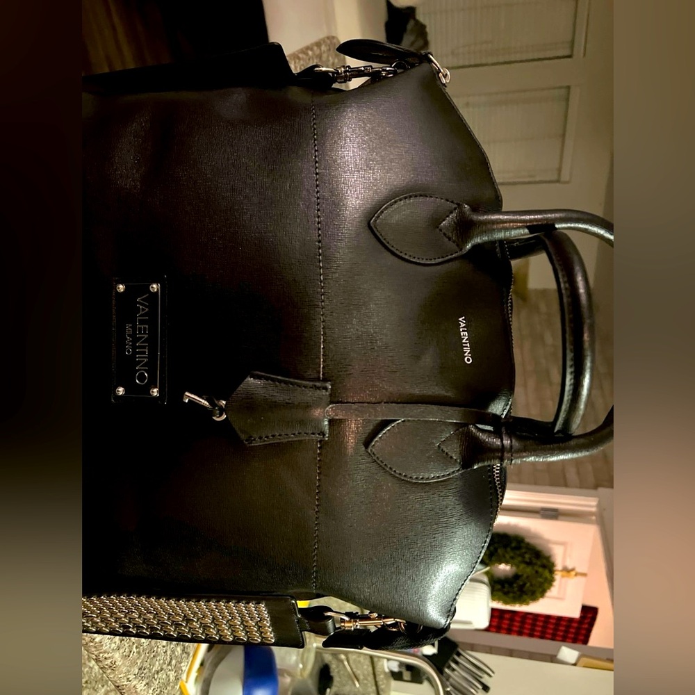 🔥Excellent condition Large Authentic Valentino bag